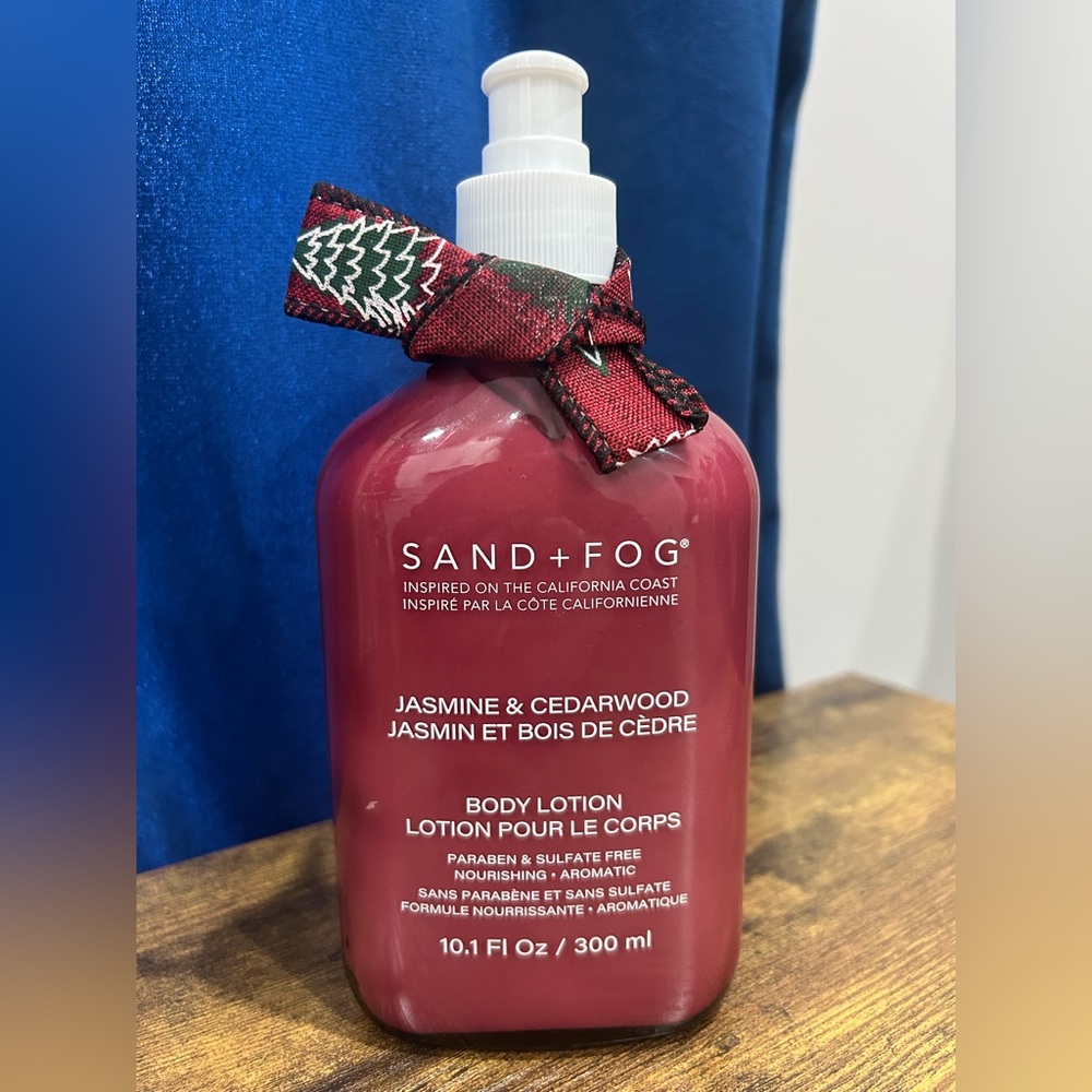52. Sand+Fog Jasmine & Cedarwood lotion